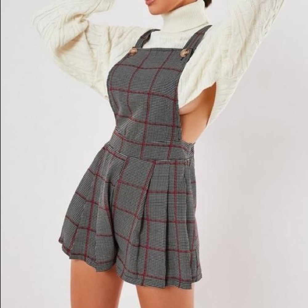 Missguided pleated jumper